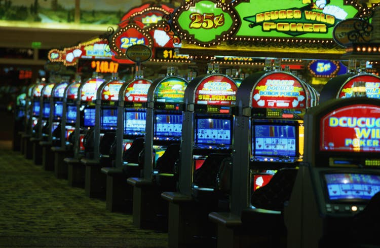 Bally's points to progress with its chicago casino and bronx bid