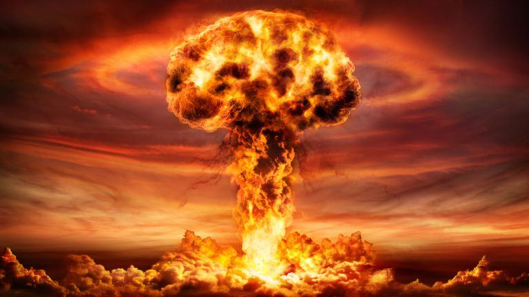 Ron paul warns nuclear conflict risk is surging with no diplomatic brake