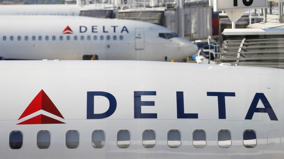 Two major airlines being sued over 'window' seats with no view