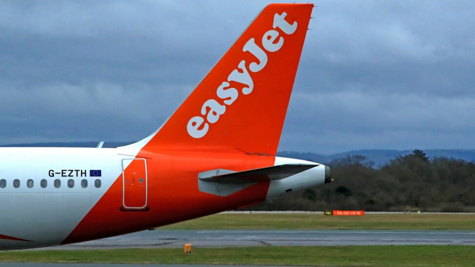 Planes clip wings on airport runway