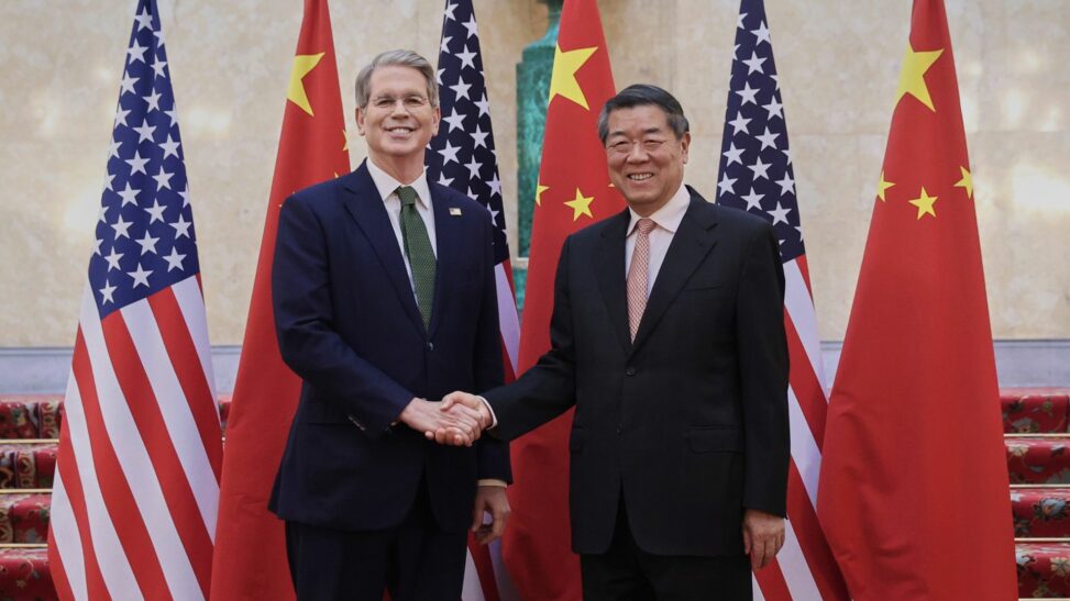 Us and china extend tariffs deadline again