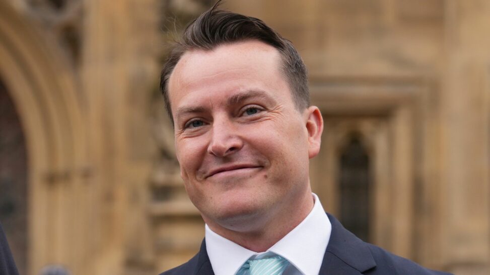 Investigation urged after mp 'apparently' facilitates 'racial slur' against sky news journalist