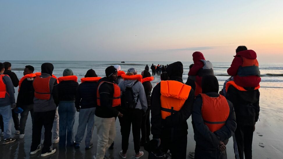 Uk france migrant returns deal to come into force
