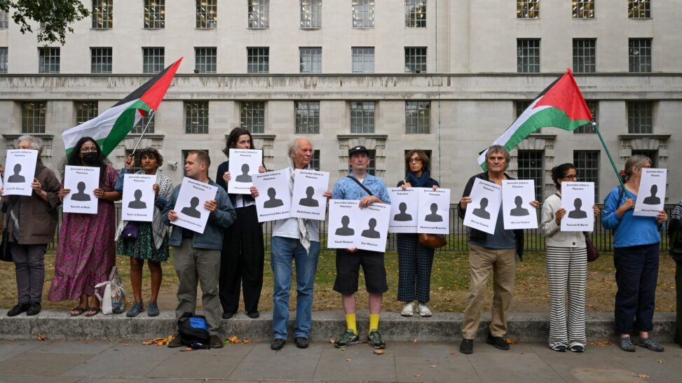 British journalists demand action from pm over war in gaza