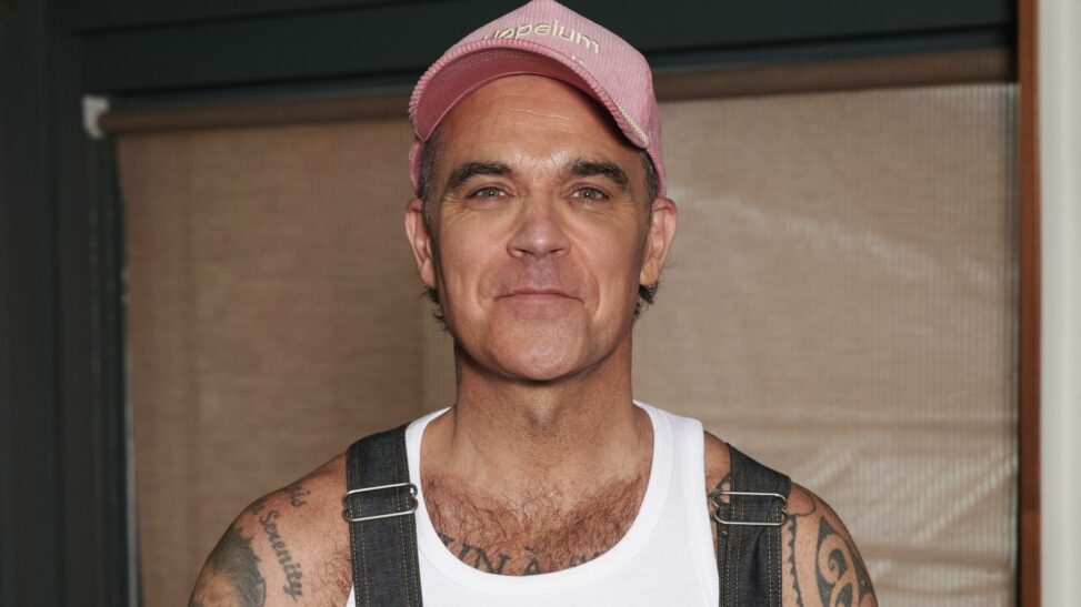 Robbie williams reveals take that star collaboration on new album