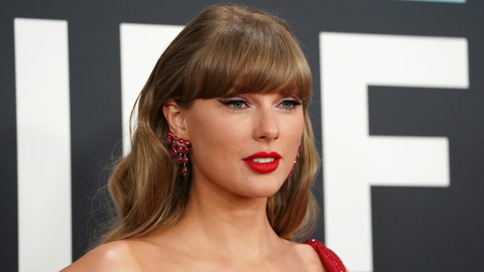 Taylor swift announces 12th studio album