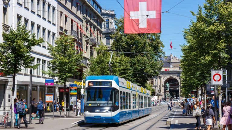 Swiss crypto bank sygnum expands support for sui