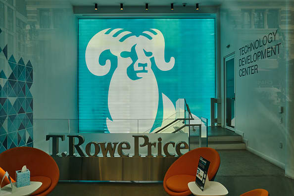 T. rowe price shares rocket higher after deal where goldman will invest $1 billion in asset manager