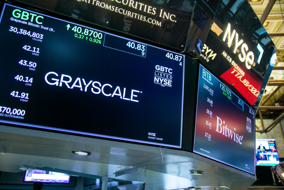 New grayscale etf holds multiple cryptocurrencies together, combining bitcoin, solana and others