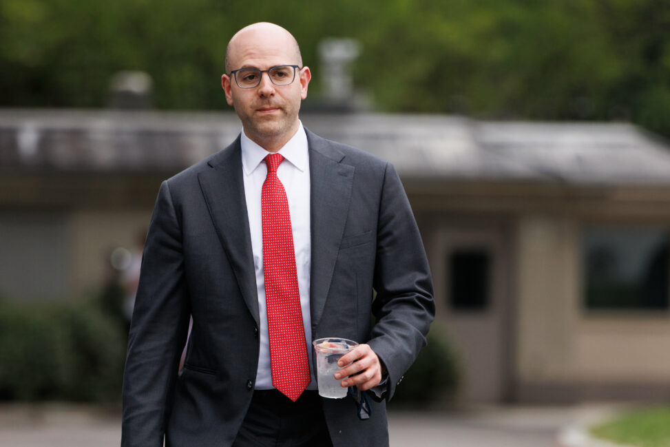 Fed governor stephen miran pushes case for central bank to slash key interest rate