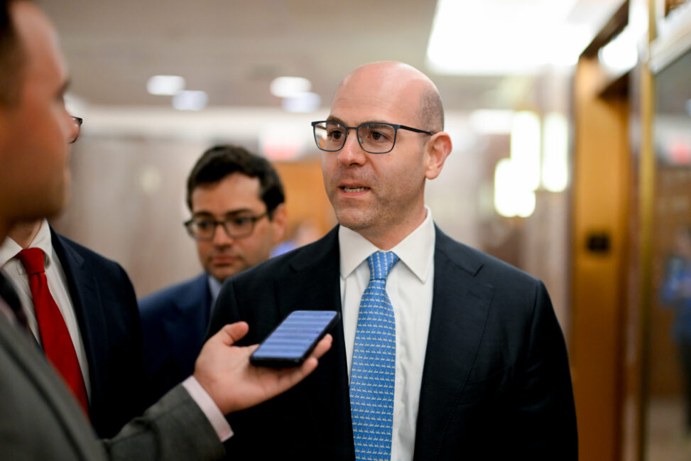 Miran says he doesn't see tariffs causing inflation, putting him in minority on fed committee