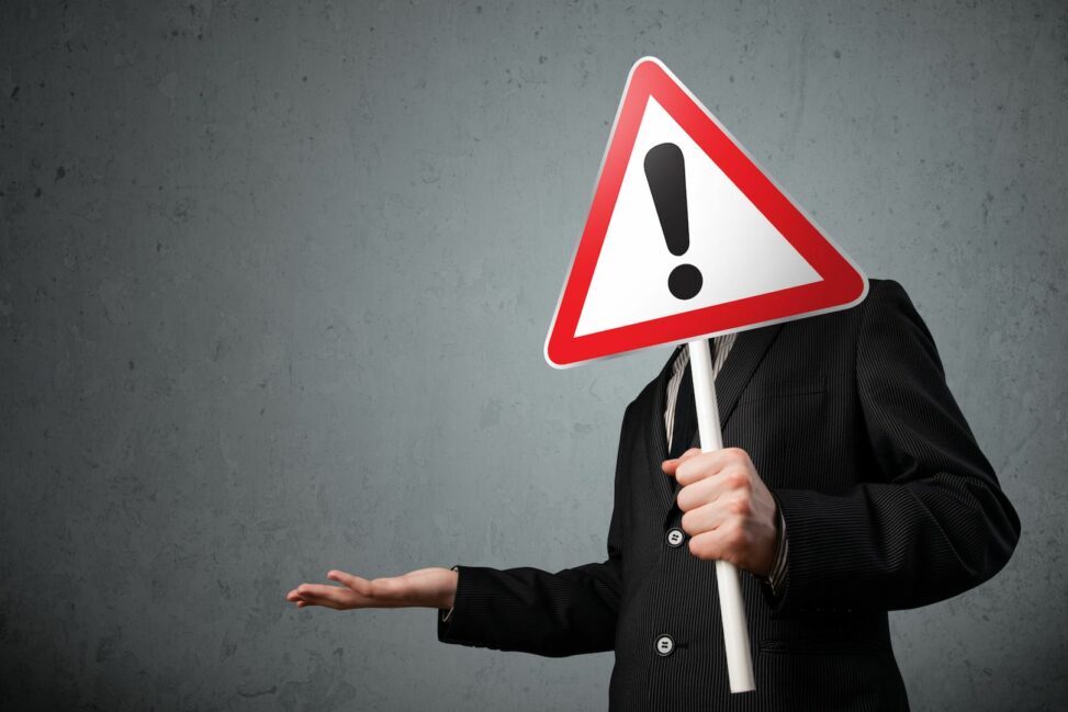 Bitcoin traders warn of 12% monthly drop as solana leads majors gains
