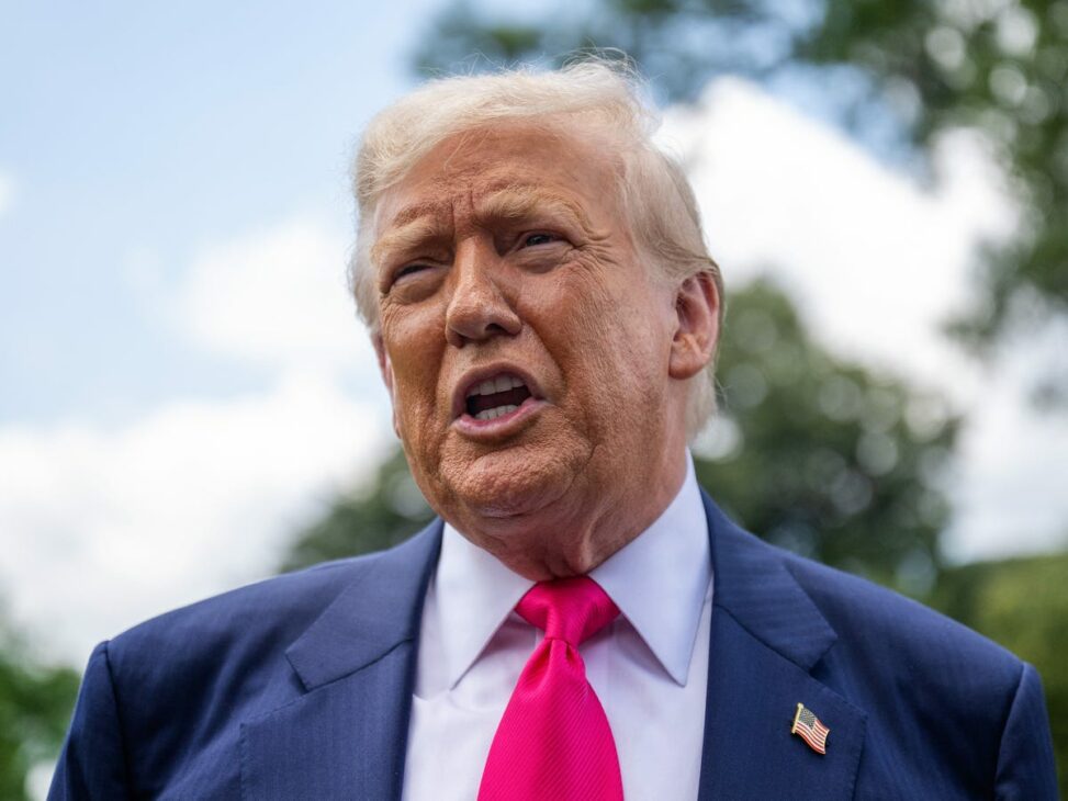 Here's what market pros think about trump's idea to end quarterly reporting for companies