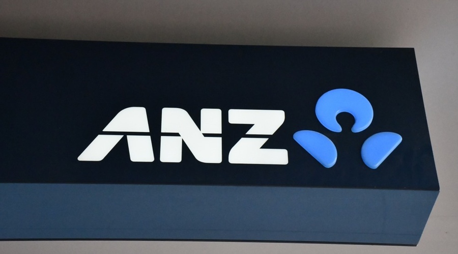 Anz caught red handed overcharging 200,000+ customers