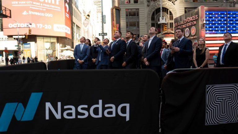 Bitcoin inches up to $112k as stocks hit record highs