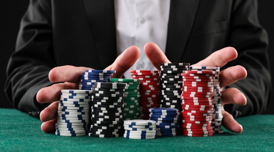 $53m investor cash allegedly lost to gambling in aussie fund scandal