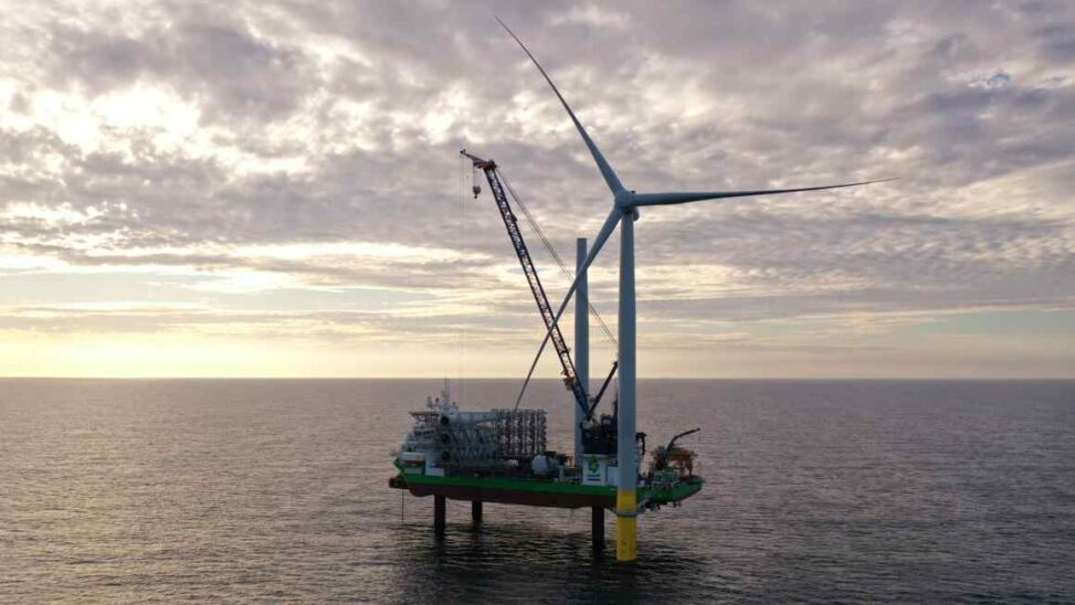 Ørsted in talks to sell stake in £8.5bn uk wind project to apollo  