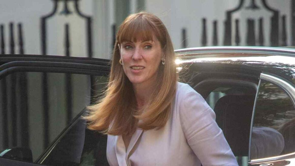 Rayner received advice on flat purchase from a trio of professionals