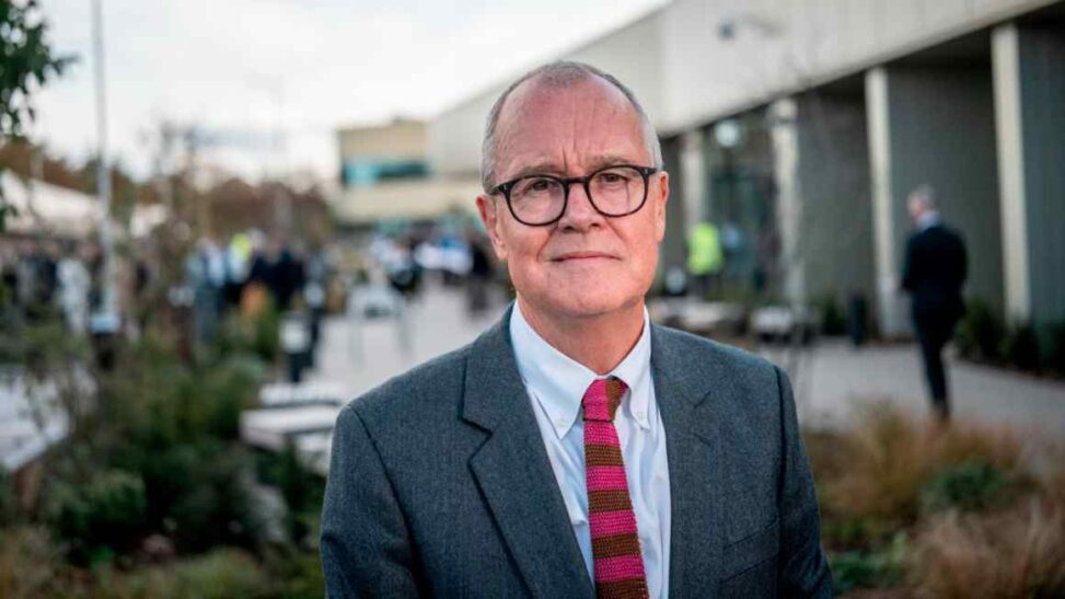 Uk wants to end pricing feud with drugs companies, says science minister