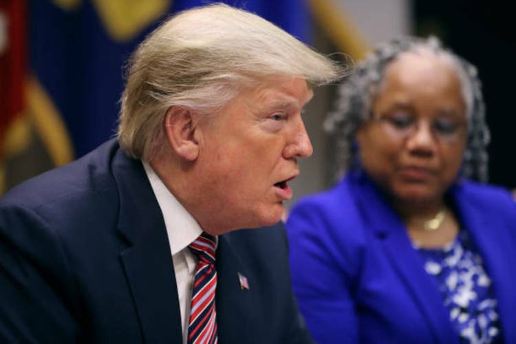 Trump’s deregulatory push hands detroit automakers multibillion dollar boost