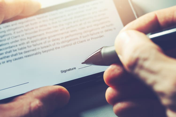 Docusign climbs higher on durable double digit billings growth; analysts await better valuation