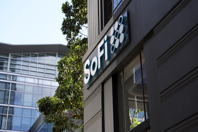 Sofi launches ai themed etf