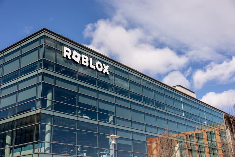 Roblox unveils a new tiktok like video feed for users