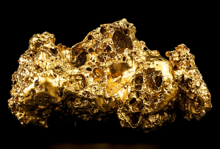 Zijin mining hits $100b valuation, hong kong shares trade near record premium