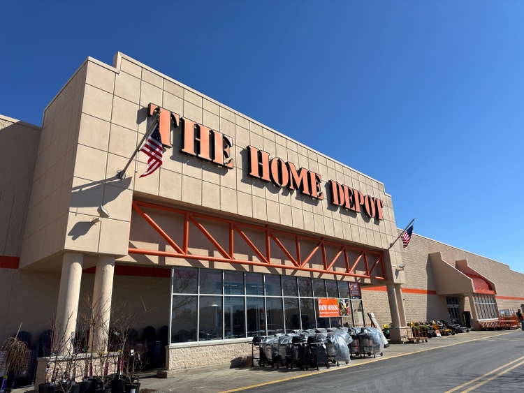 'harmonizing tailwinds' sets home depot, best buy, and wayfair as j.p. morgan's top picks