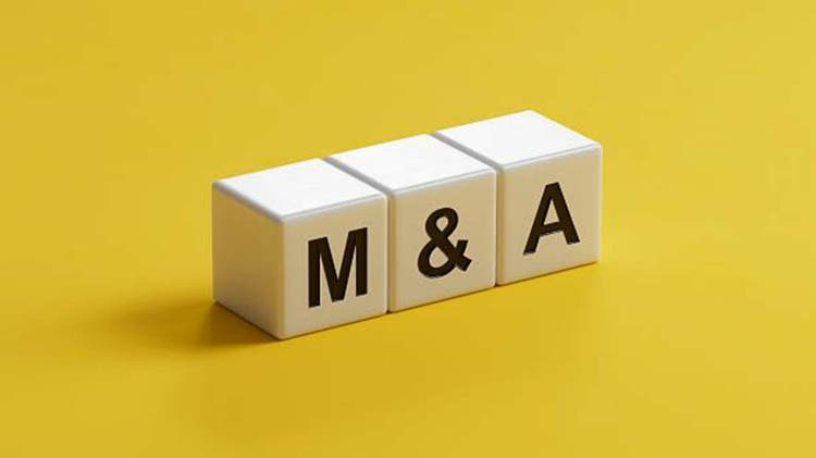 Kkr buys south korean cosmetics packaging firm samhwa for $528m