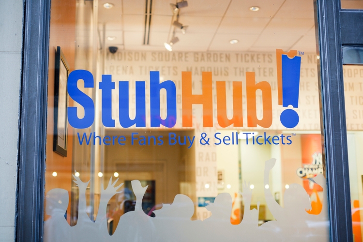 Stubhub begins trading above its pricing range following its highly anticipated ipo