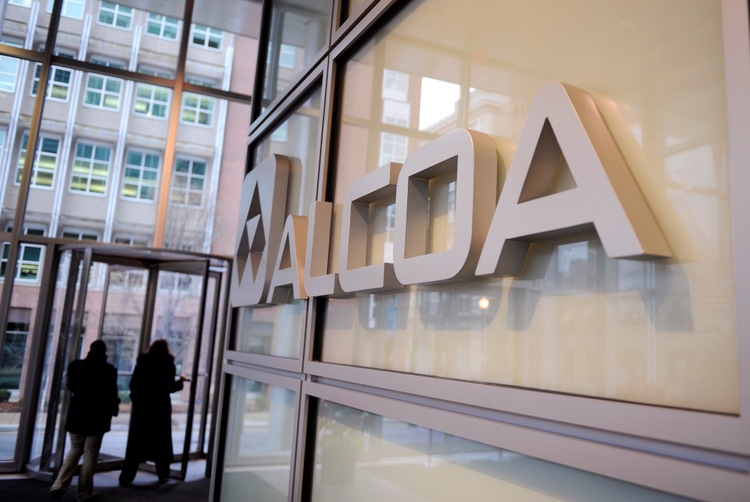 Alcoa to shutter west australia alumina refinery, take $890m charge