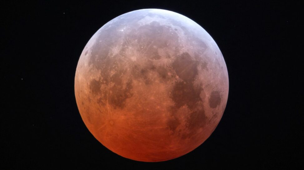 How to see the blood moon total lunar eclipse tonight