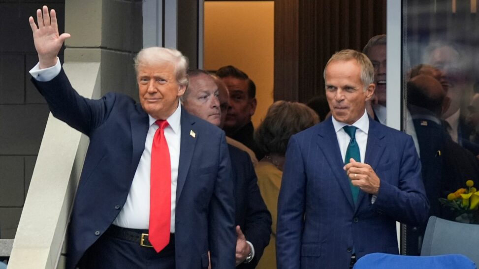 Us open men's final delayed by trump's arrival