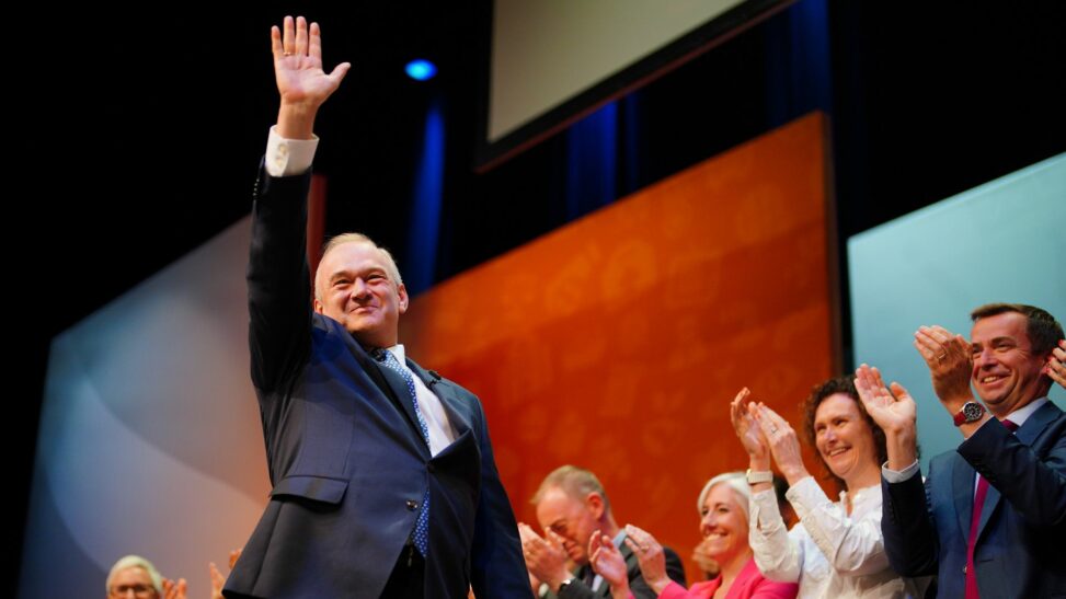 Davey warns that nigel farage wants to turn britain into 'trump's america'