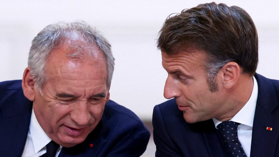 France on brink of economic and political crisis as pm looks set to lose confidence vote