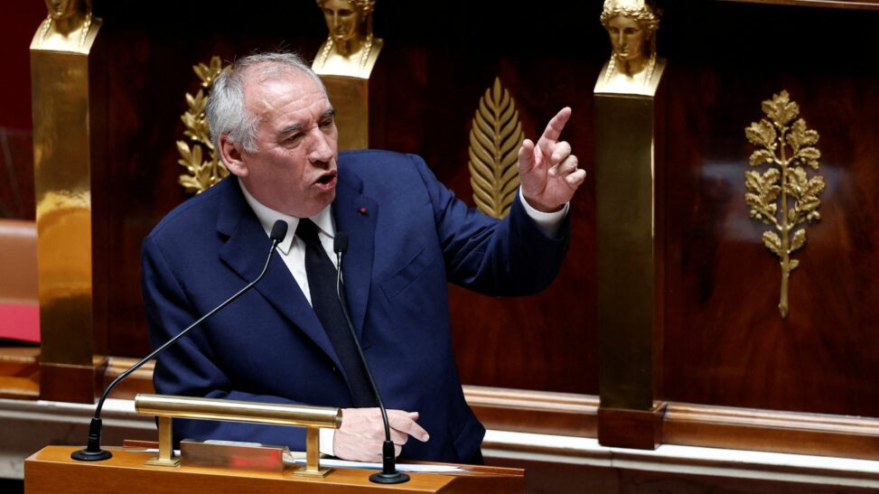 France's pm makes impassioned speech to save government ahead of crucial vote