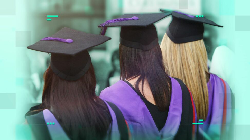 How many people are coming to britain on student visas?