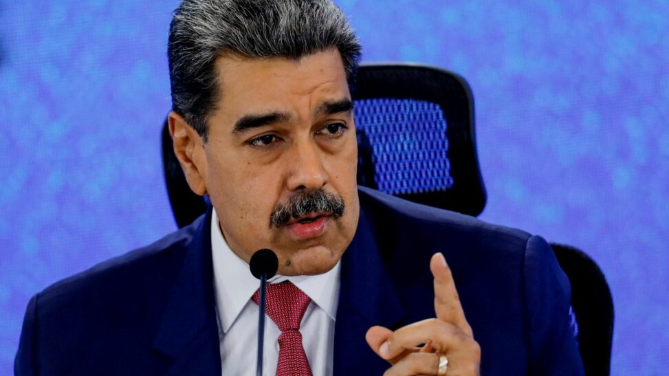 Venezuelan president nicolas maduro expands his powers in case us attacks