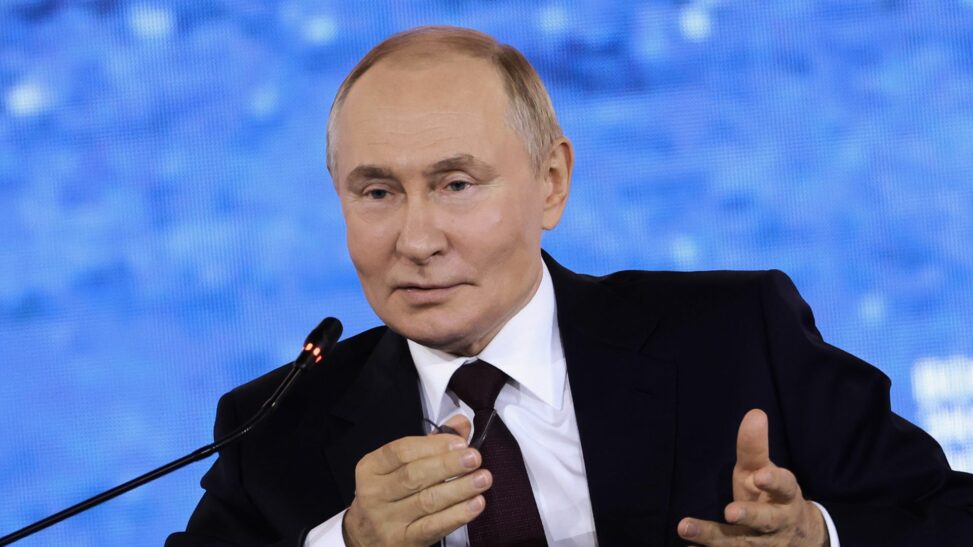 Putin warns western troops in ukraine would be 'legitimate target' for moscow