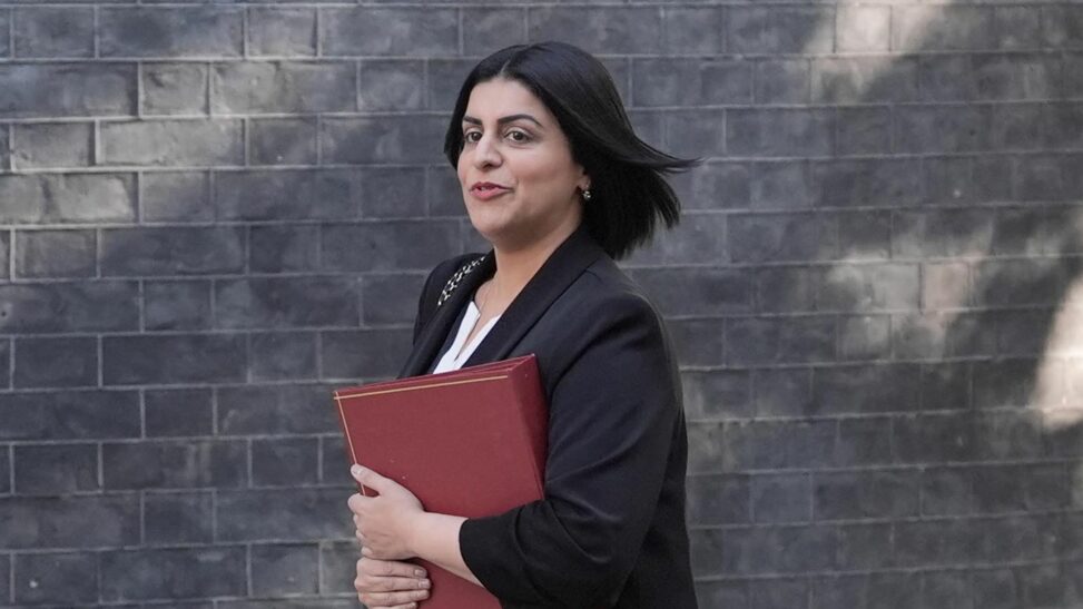 Home secretary vows law reforms to prove migrants 'contribute' to uk society
