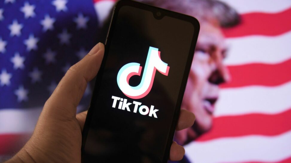 Trump reveals rupert and lachlan murdoch could be involved in tiktok deal