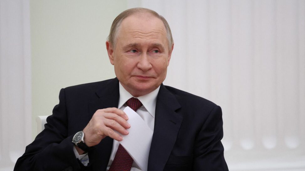 Ex mi5 chief says those who think uk already at war with russia 'may be right'