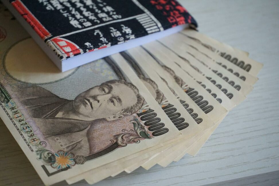 Asia morning briefing: what's the real use for a yen stablecoin? an on chain carry trade