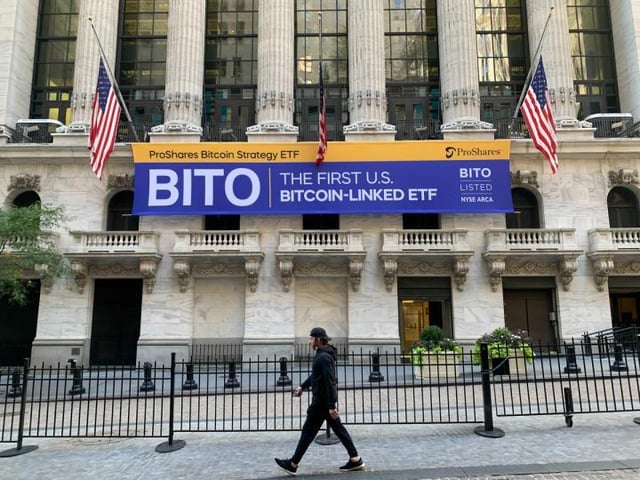 Nyse lists solana (sol), hedera (hbar), litecoin (ltc) spot crypto etfs for trading this week