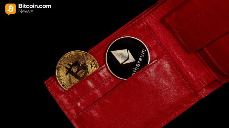 Bitcoin etf inflow streak snaps as ether funds deepen outflows