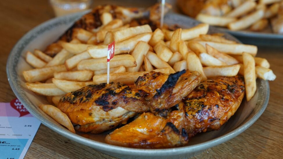 Nando’s limits coca cola refills after new government sugar rules customers react as popular chain ends ‘bottomless’ coke option under anti obesity measures