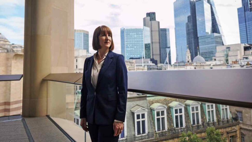 Reeves steps up efforts to secure more company listings for the uk