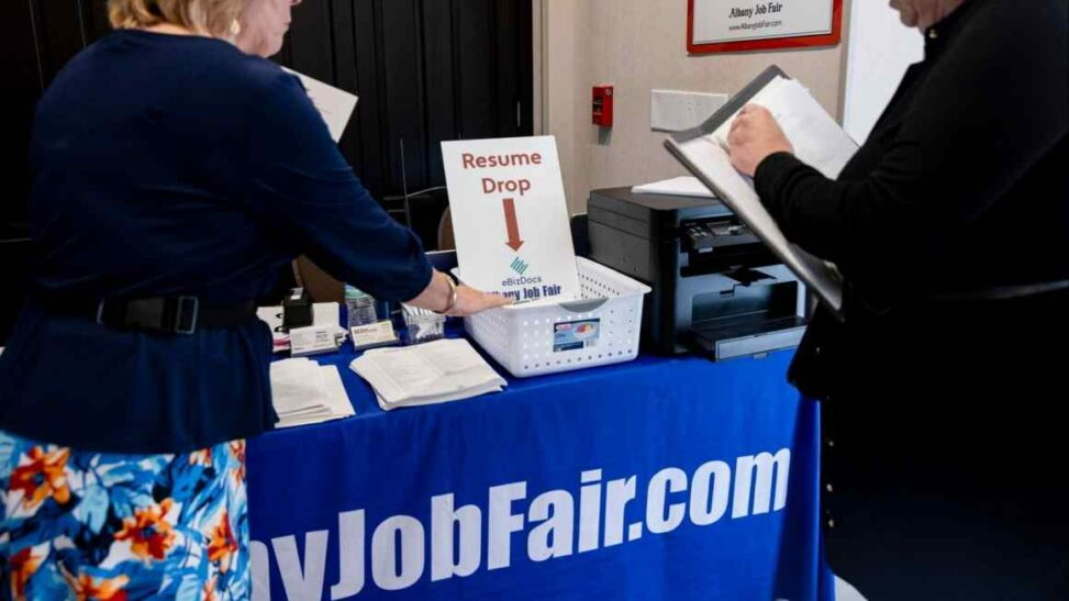 Us private sector employers shed most jobs since 2023