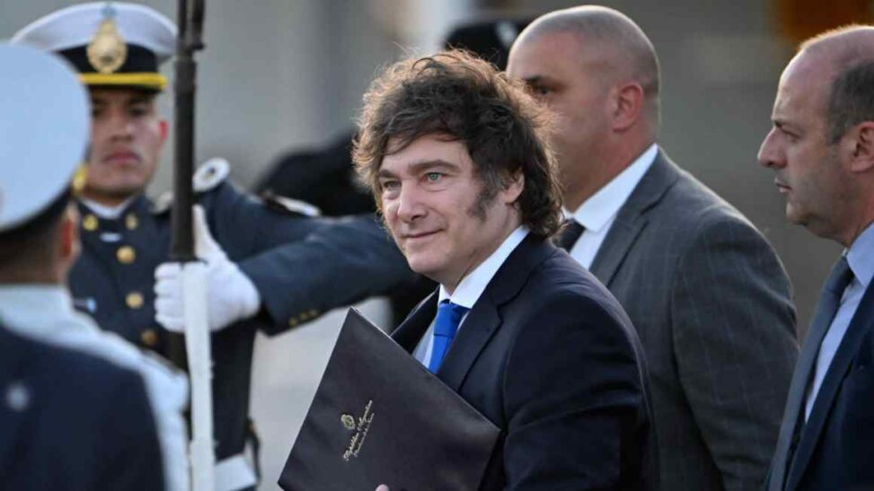 Argentina’s wily currency traders drain javier milei’s dollars